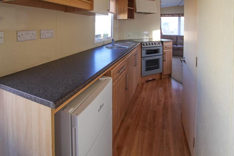Delta Denbigh 2011 static caravan at New Beach, Dymchurch, Kent * PRIVATE SALE * — photo 4