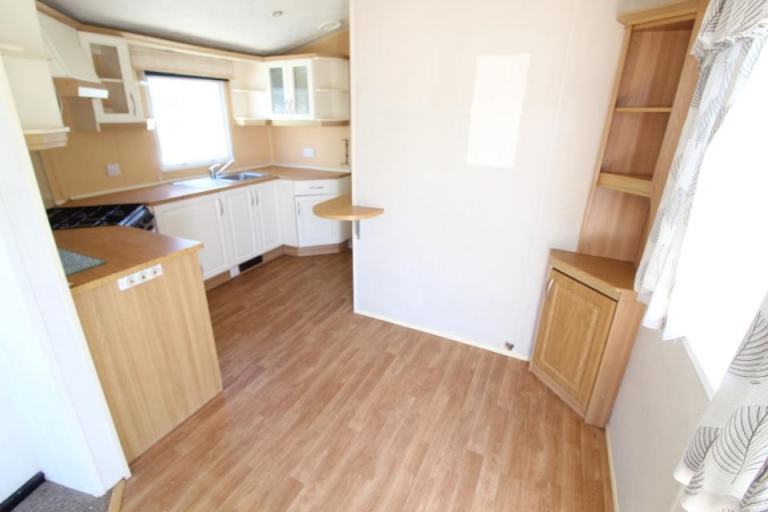 Static Caravan Mobile Home BK Caprice 35x12ft 2 Beds SC9251 — photo 5