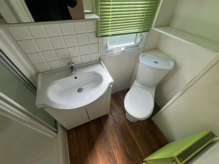 Static caravan Willerby Aspen t shape 37x12 2bed DG/CH - Free UK Delivery — photo 12