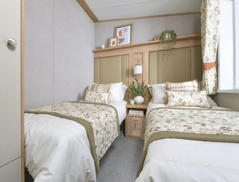 2027 ABI Ambleside Premier | 40x14 | BS3632 | Residential Mobile Park Home — photo 8