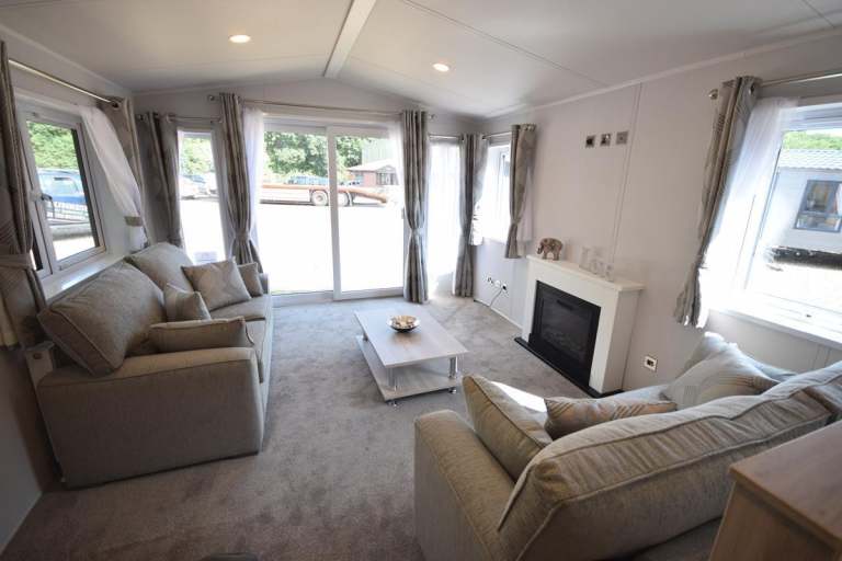 NEW | Sunrise Beverley Lodge 38x12 | 2 bed | BS3632 Residential Mobile Home — photo 5