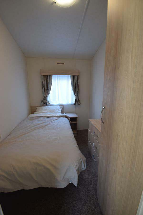 NEW Sunrise Lodge Barn | 38x12 Mobile Annex Cabin | 2 bed Park Home | UNSITED — photo 12
