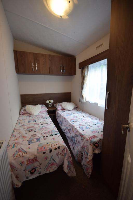 NEW Mobile Log Cabin | Sunrise Lodge DLX 3 bed Garden Home | No Planning — photo 15