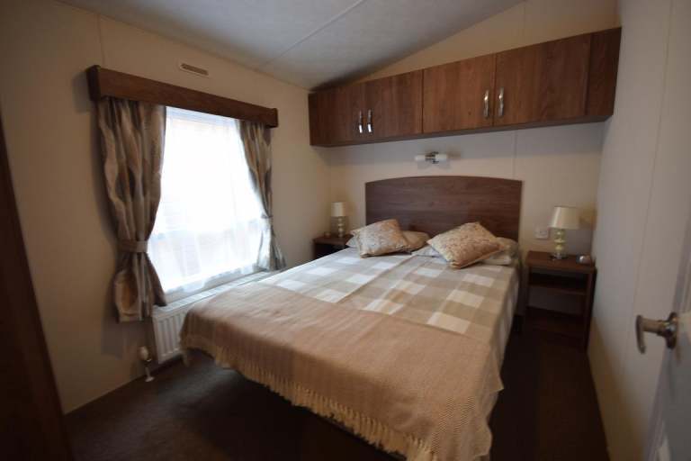 NEW Mobile Log Cabin | Sunrise Lodge DLX 3 bed Garden Home | No Planning — photo 16