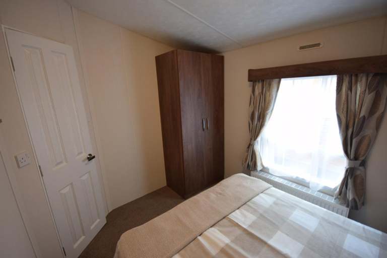 NEW Mobile Log Cabin | Sunrise Lodge DLX 3 bed Garden Home | No Planning — photo 17