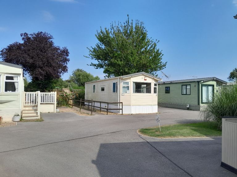 STATIC CARAVAN SITED AT RIVERVIEW PARK LINCOLNSHIRE