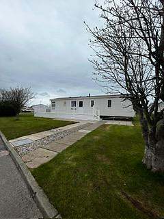 Cheap Static Caravan, Europa Sequoia. Huge wrap around deck. North Wales, Towyn — photo 2