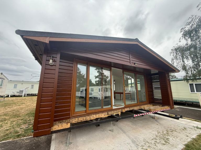 Static caravan/twin unit Yorkshire Bespoke residential 50x22 Free UK Delivery — photo 1
