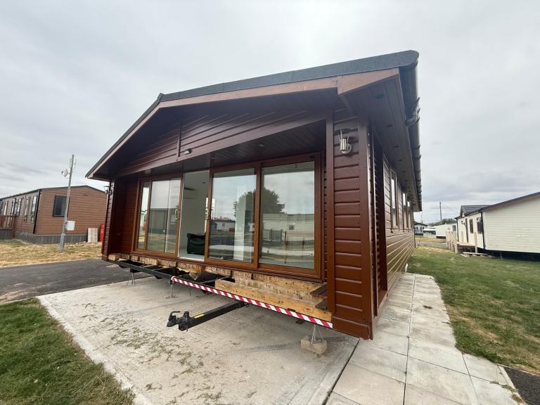 Static caravan/twin unit Yorkshire Bespoke residential 50x22 Free UK Delivery — photo 2
