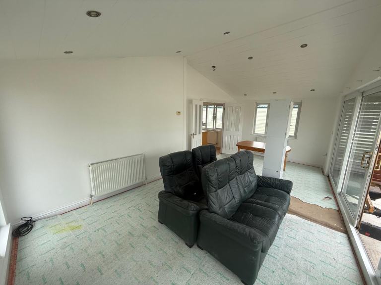 Static caravan/twin unit Yorkshire Bespoke residential 50x22 Free UK Delivery — photo 6