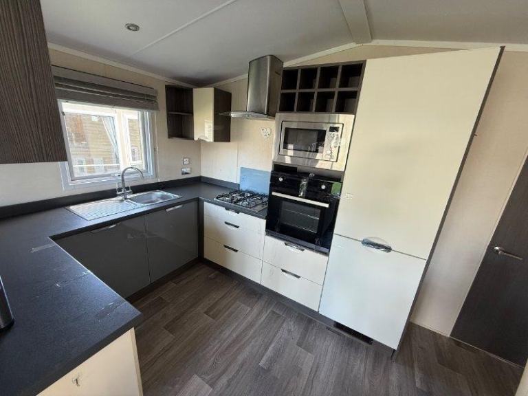 Static Caravan Regal Inspiration 39x13 2bed DG/CH. - Free UK Delivery — photo 7