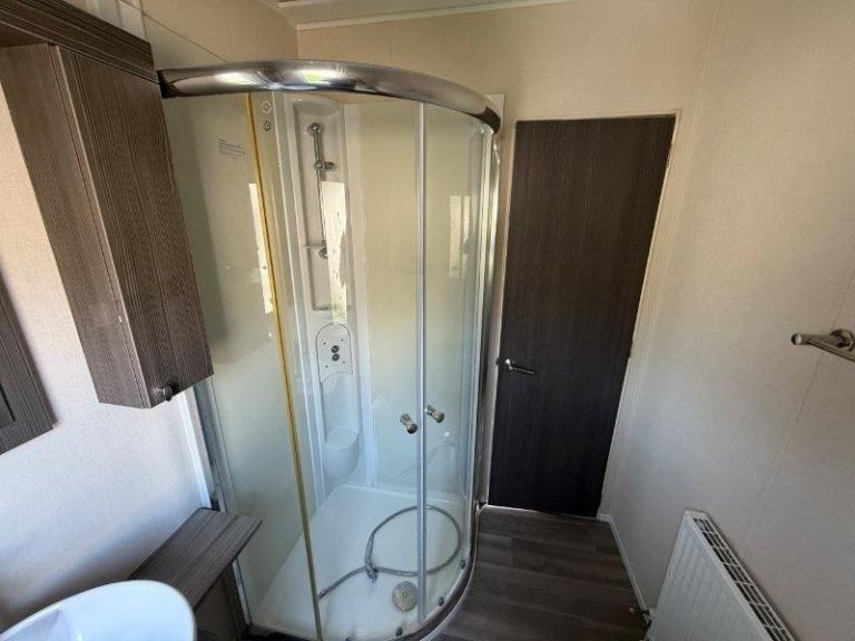 Static Caravan Regal Inspiration 39x13 2bed DG/CH. - Free UK Delivery — photo 11