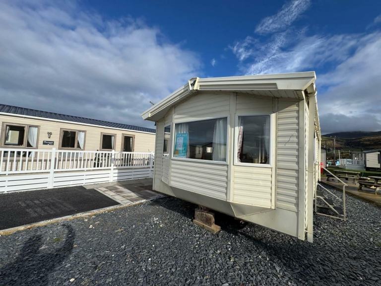 Managers Special - Static Caravan at Sunny Sands Site Fees From £2995 — photo 2