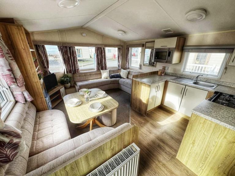 Managers Special - Static Caravan at Sunny Sands Site Fees From £2995 — photo 3