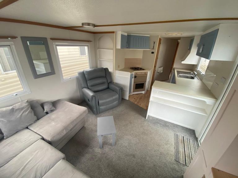 Cheap 3 Bed Double Glazed Offsite Static Caravan - EH, Sofa - Farms / Self Build — photo 5