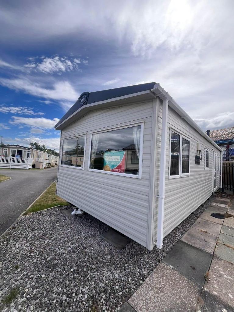 Sited static caravan for sale, owners only park in North Wales. Site fees £3,500 — photo 1