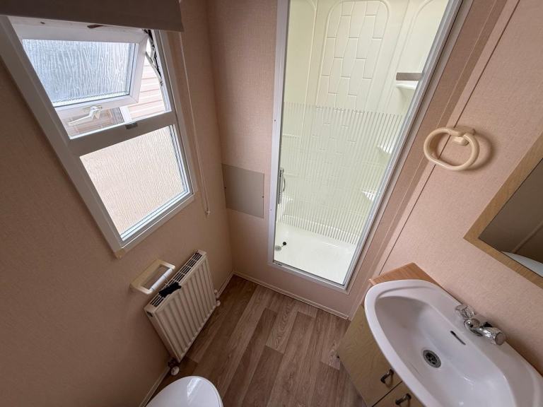 2 Bed Static Caravan - DG, CH, New Carpets - Offsite / Self Build / Farms — photo 11