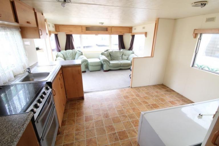 Static Caravan Mobile Home Delta Mandarin 32x12ft 2 Beds SC8773 — photo 6