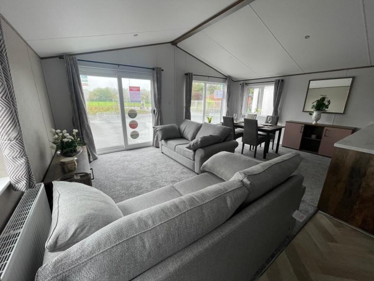 Static Off Site Willerby Boston Lodge 40ft x 20ft, 3 Bedroom For Sale — photo 3
