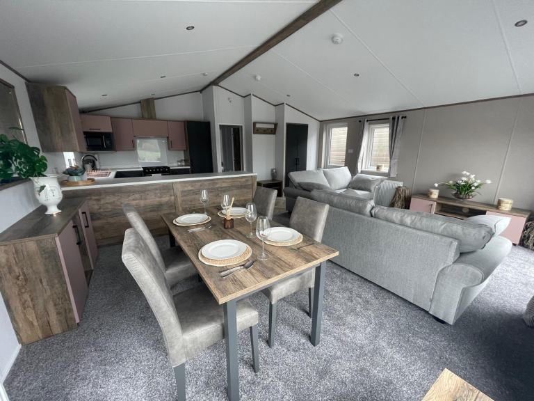 Static Off Site Willerby Boston Lodge 40ft x 20ft, 3 Bedroom For Sale — photo 4