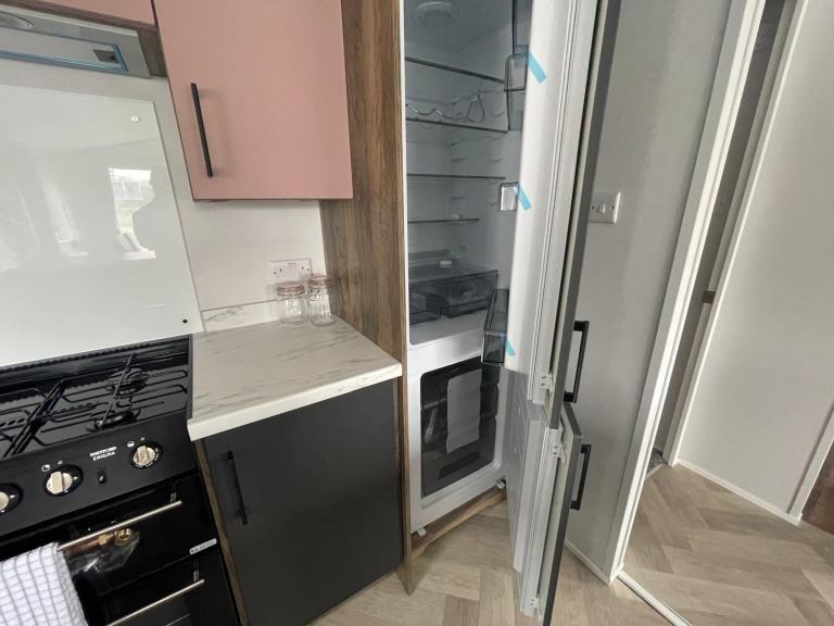 Static Off Site Willerby Boston Lodge 40ft x 20ft, 3 Bedroom For Sale — photo 9