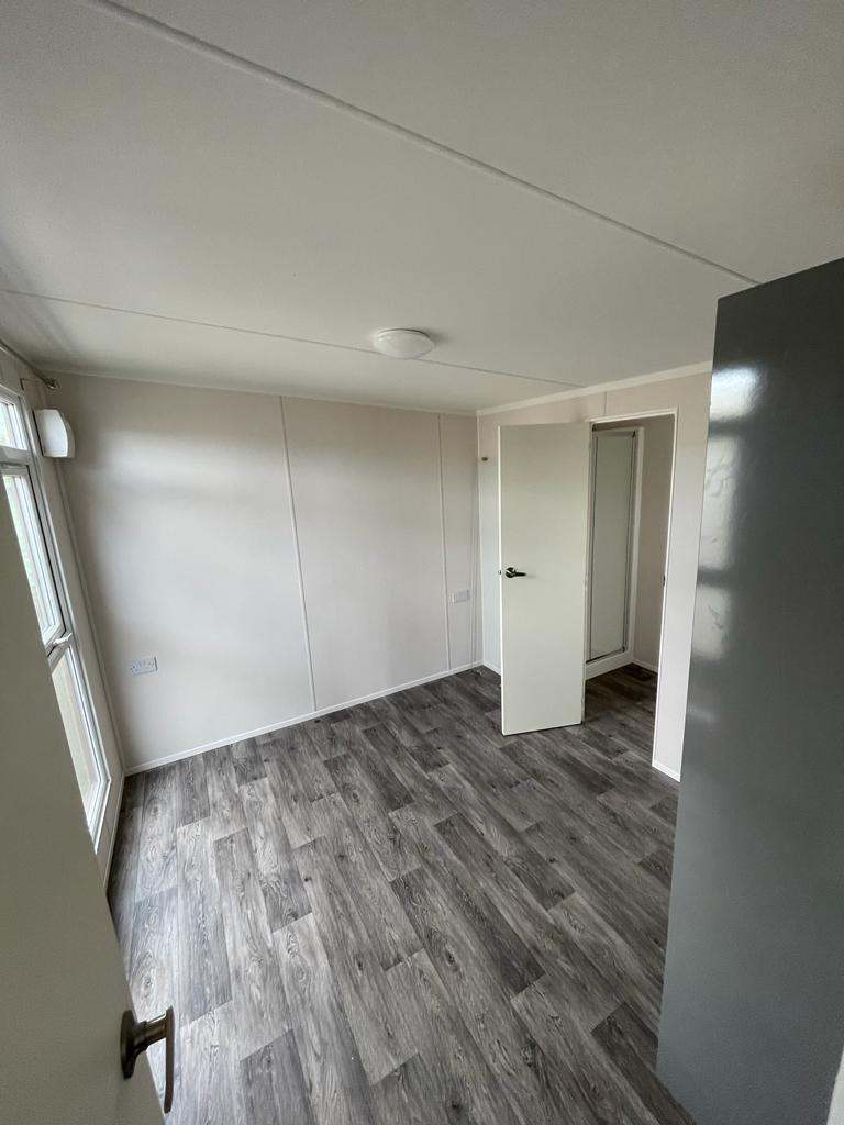 STATIC CARAVAN OFF SITE SALE HOUSE BUILD LODGE MOBILE HOME 40x14ft — photo 11