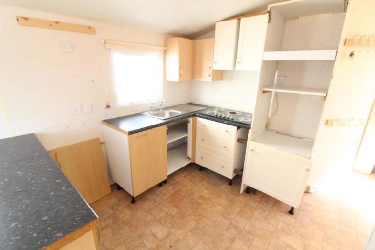 Static Caravan Mobile Home Delta Santana 30x12ft 1 Bed SC9402 — photo 4