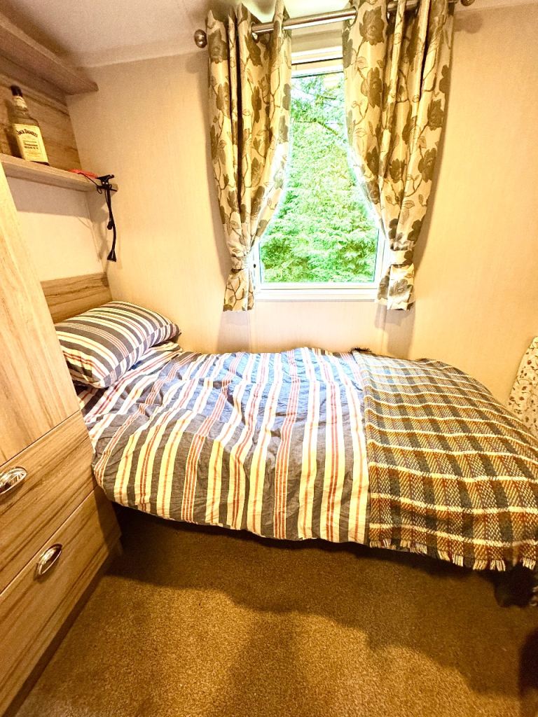 Swift Burgundy static caravan in mid Devon . VERY quiet location . — photo 9