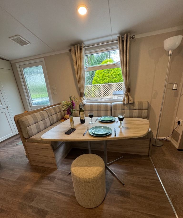 Swift Burgundy static caravan in mid Devon . VERY quiet location . — photo 17