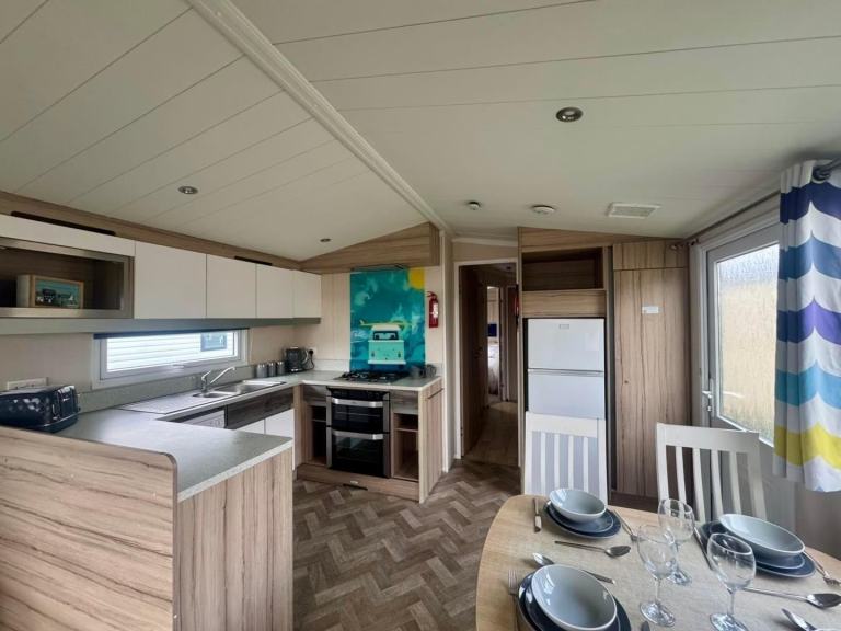 SOLD Static caravan for sale - choice of 2 parks in North Wales — photo 5