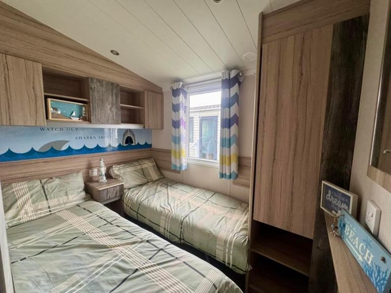 SOLD Static caravan for sale - choice of 2 parks in North Wales — photo 7