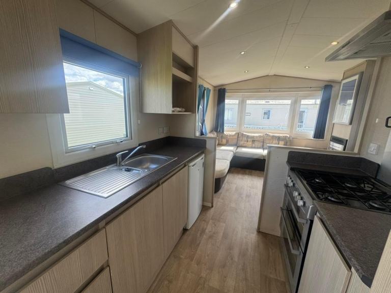 Reduced price static caravan for sale | Central heating | Choice of 2 parks — photo 4