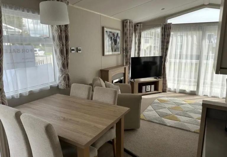 Static Caravan Willerby Aspen for sale at Manor House Park DN22 0NJ. — photo 6