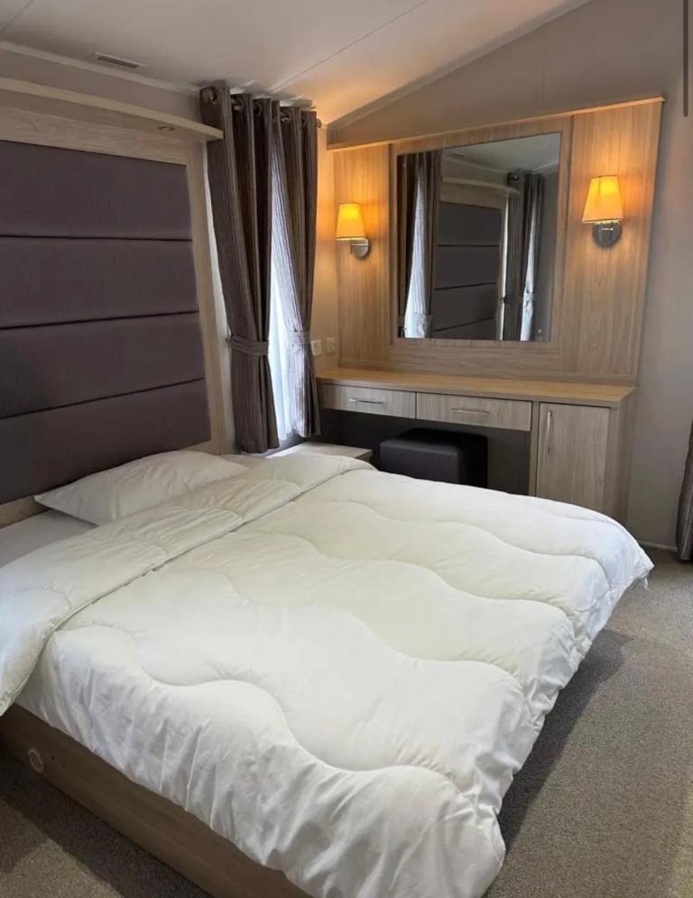 Static Caravan Willerby Aspen for sale at Manor House Park DN22 0NJ. — photo 13