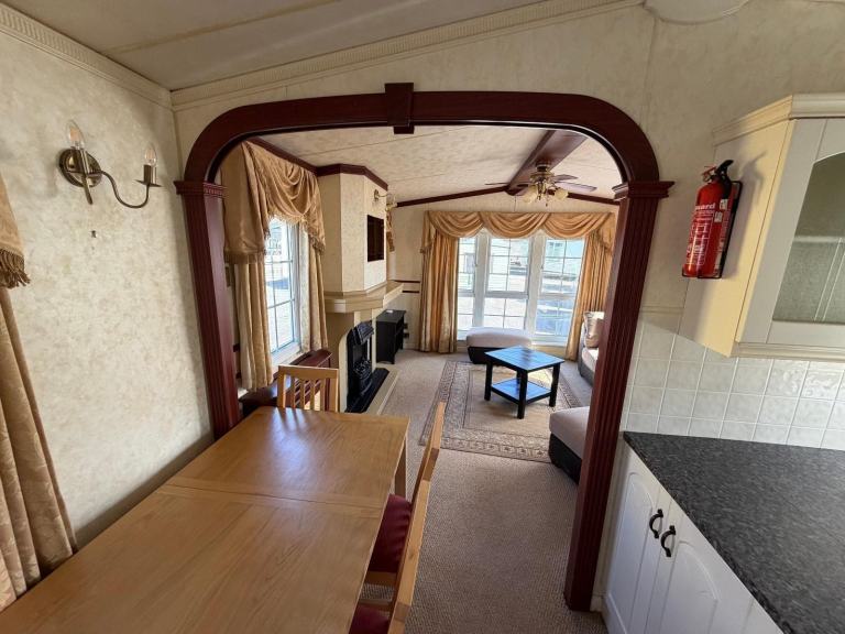 Static Caravan Willerby Vogue 38x12 2bed DG/CH - Free UK Delivery — photo 3