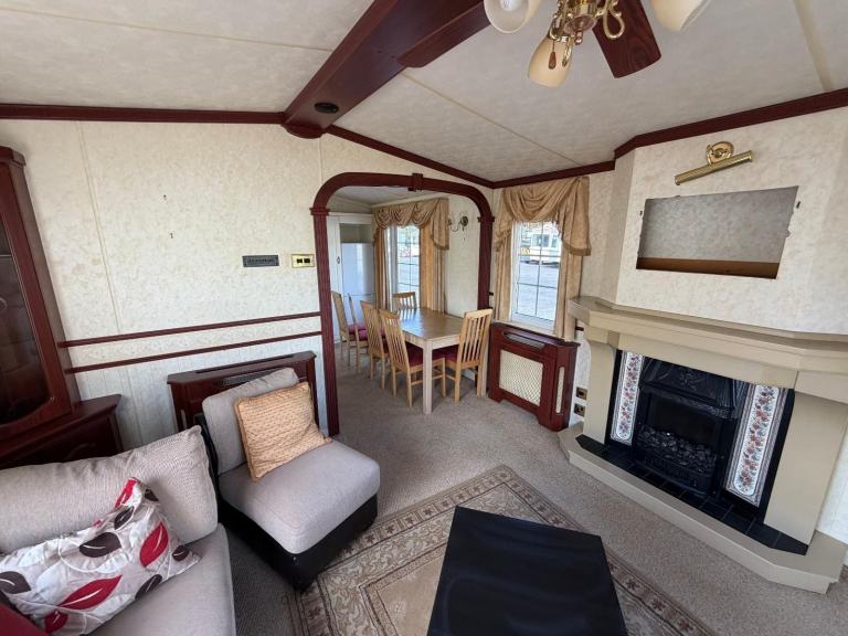 Static Caravan Willerby Vogue 38x12 2bed DG/CH - Free UK Delivery — photo 9