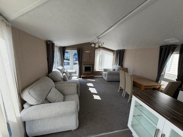 Static caravan Willerby Vision 42x13 2bed DG/CH - Free UK Delivery — photo 3
