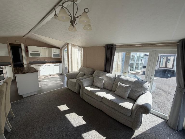 Static caravan Willerby Vision 42x13 2bed DG/CH - Free UK Delivery — photo 7
