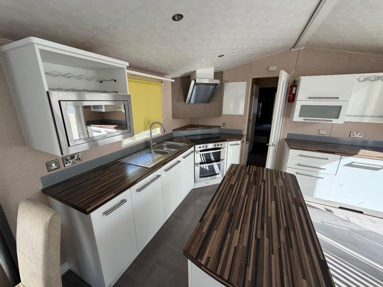 Static caravan Willerby Vision 42x13 2bed DG/CH - Free UK Delivery — photo 10