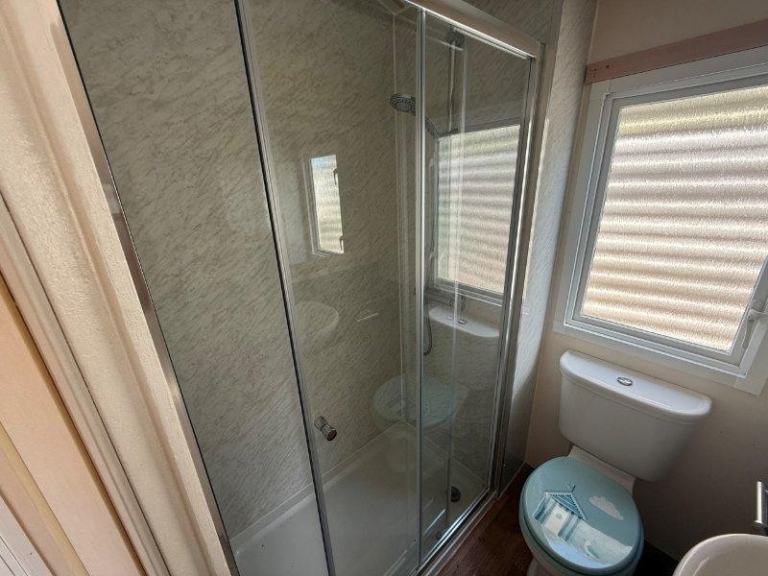 Static Caravan Atlas Oakwood 39x12 2bed DG/CH - Free UK Delivery — photo 18