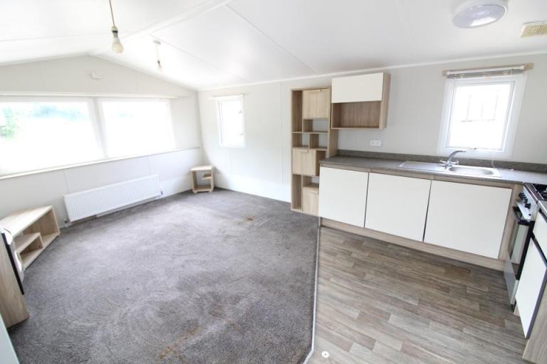 Static Caravan Mobile Home Willerby Mistral 36x12ft 2 Beds SC9381 — photo 3