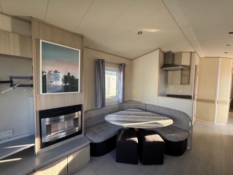 SOLD Sited Static Caravan for Sale | Lyons Robin Hood | £25,000 — photo 5