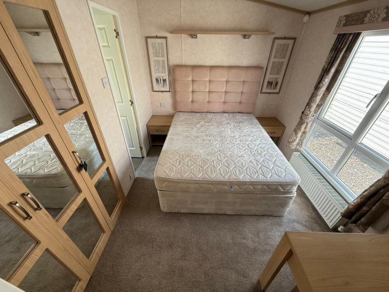 Extra Large 2 Bed Static Caravan with huge Spec! 43x14ft - Offsite Sale — photo 15