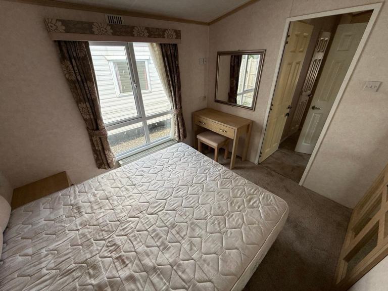 Extra Large 2 Bed Static Caravan with huge Spec! 43x14ft - Offsite Sale — photo 17