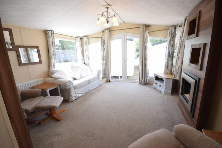 2010 Willerby Winchester Static Caravan | 38x12 | 2 beds | Winterised | OFF SITE — photo 7