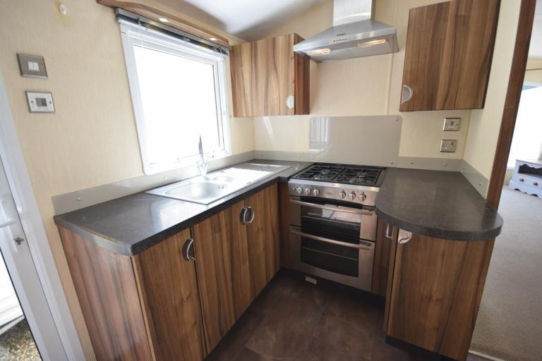 2010 Willerby Winchester Static Caravan | 38x12 | 2 beds | Winterised | OFF SITE — photo 11