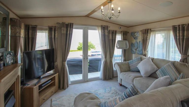 Static caravan Abi Ambelside for sale at Manor House holiday park DN22 0NJ. — photo 2