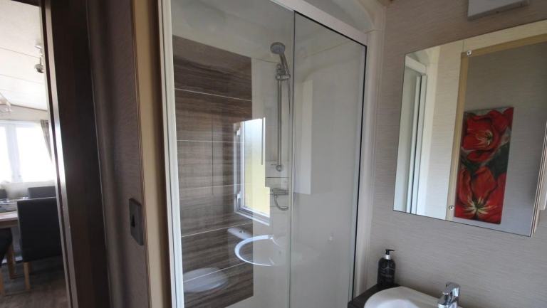 Static caravan Abi Ambelside for sale at Manor House holiday park DN22 0NJ. — photo 10