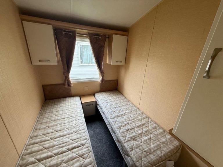 Static Caravan Willerby Granada 37x12 2bed DG/CH - Free UK Delivery — photo 12