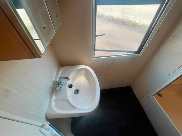Static Caravan Cosalt Retreat 35x10 3bed - Free UK Delivery — photo 16